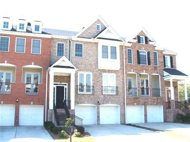 Primary Photo - 3002 Montclair Cir SE