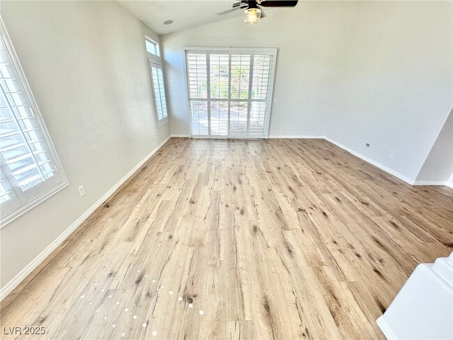 Building Photo - 4421 N Prospect Hill Ct