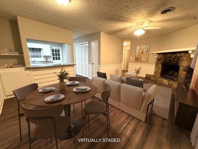 Building Photo - 158 VFW Dr