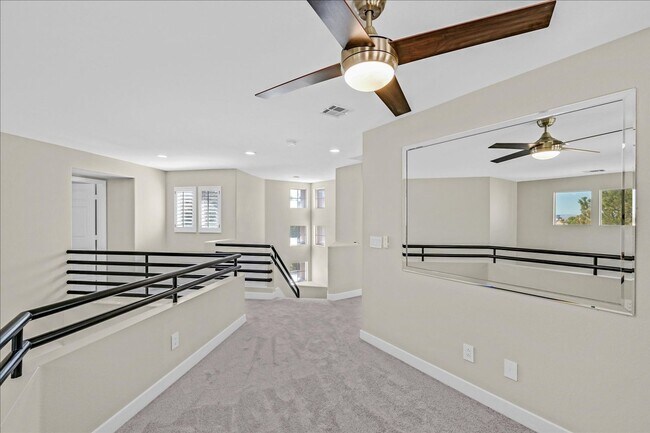 Building Photo - Summerlin House close to Red Rock Casino.
