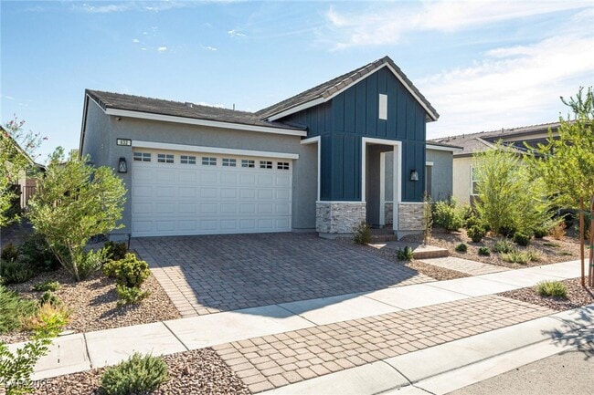 Primary Photo - 832 Canonbury St