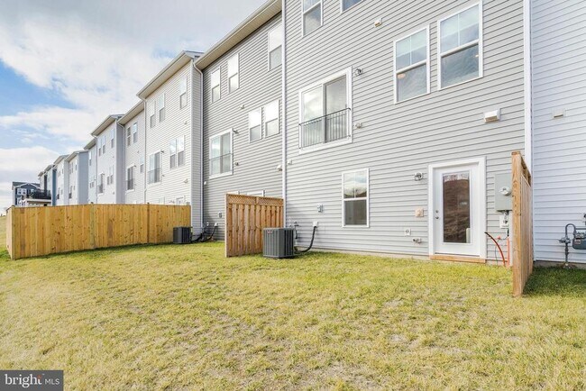 Building Photo - 105 Checkerspot Wy