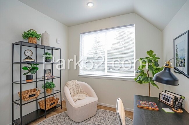 Building Photo - 4546 S Junett St