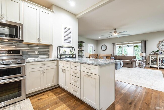 Building Photo - 4297 S Windmill Ln