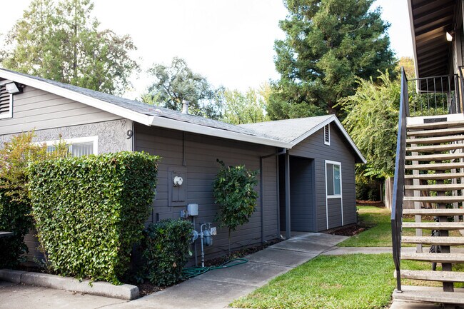 Primary Photo - **Reserve for Summer 2026** 4 bedrooms ONE...