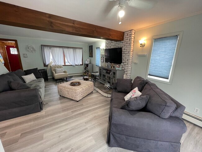 Building Photo - 53 Cornwell Ave