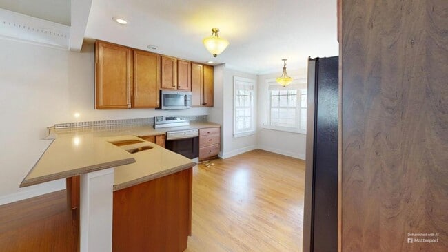 Building Photo - 9316 Shingle Oak Dr