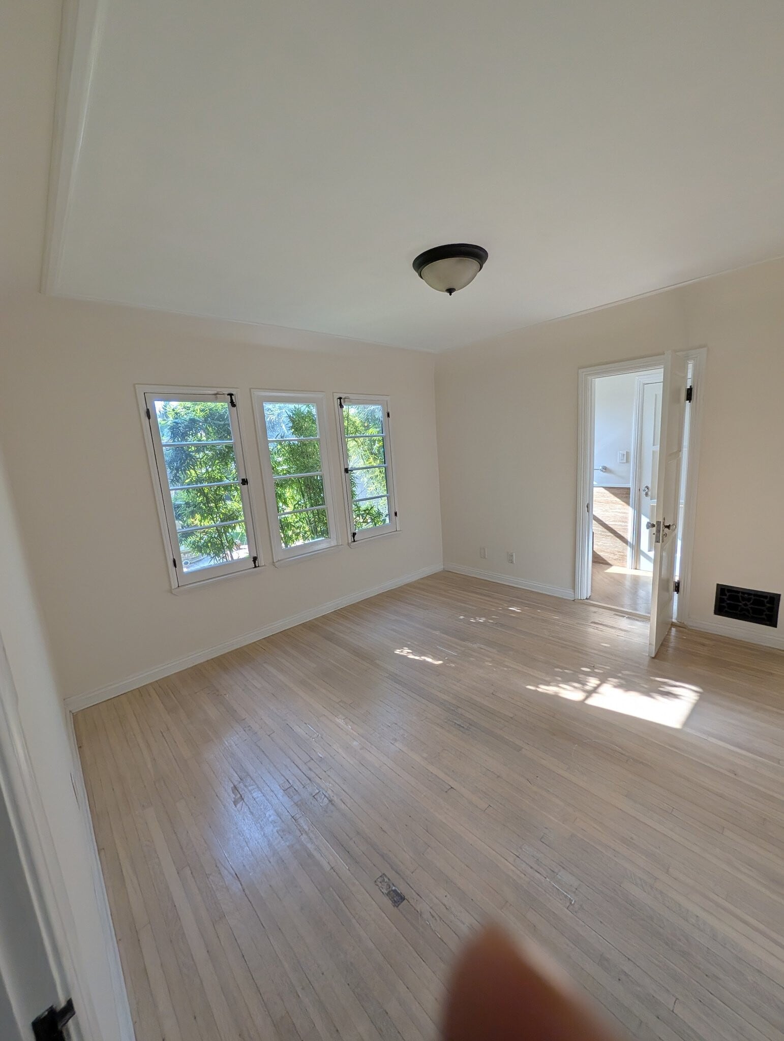 Building Photo - 1123 S Crescent Heights Blvd
