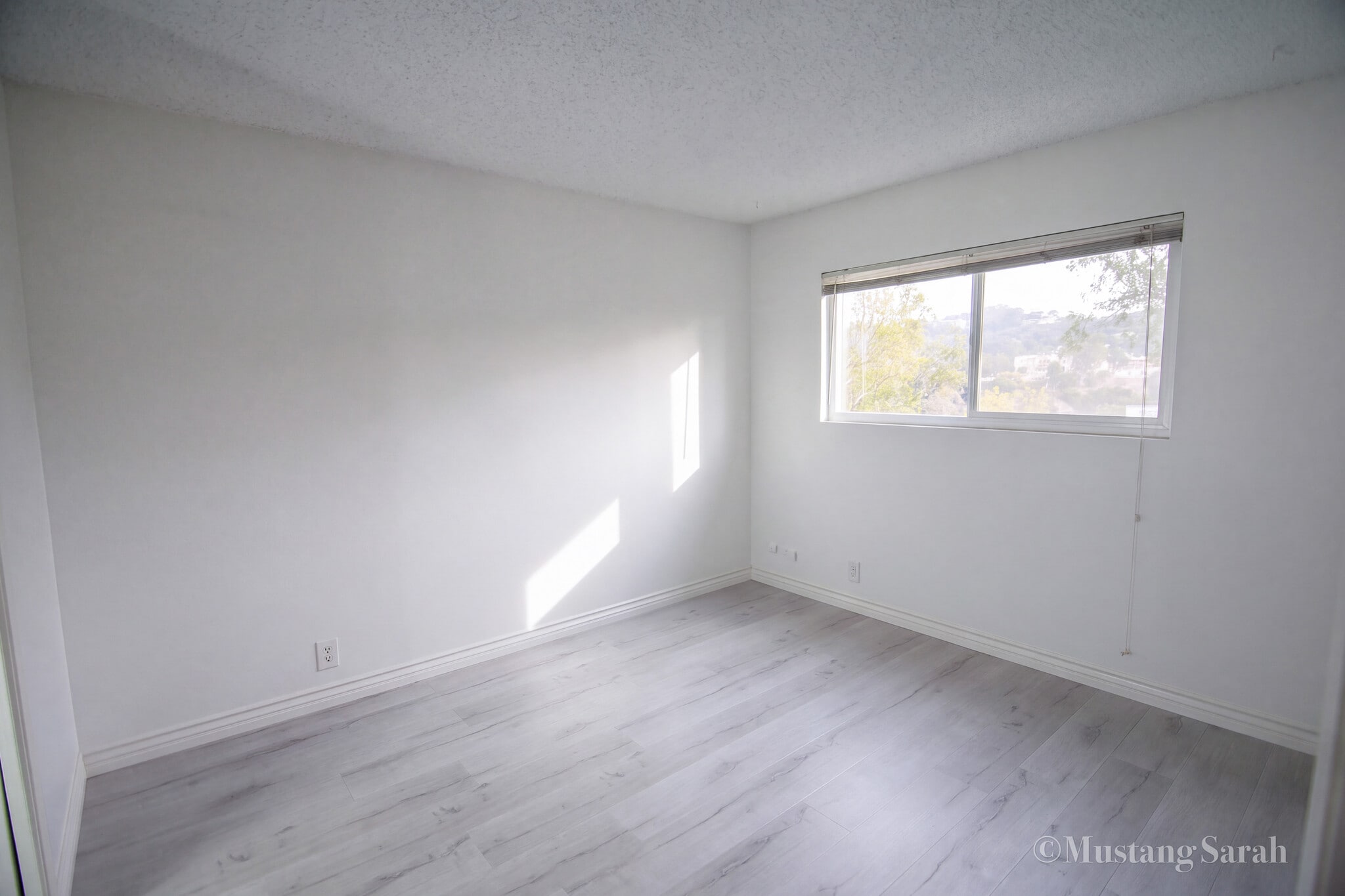 Building Photo - 5840 Benner St