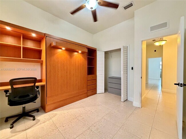 Building Photo - 2802 SW 149th Pl