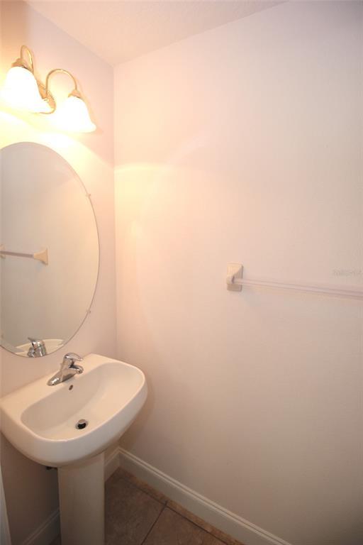 Building Photo - 76 Folson Ln