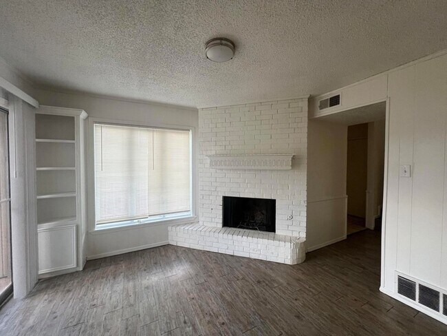 Building Photo - 4319 53rd St