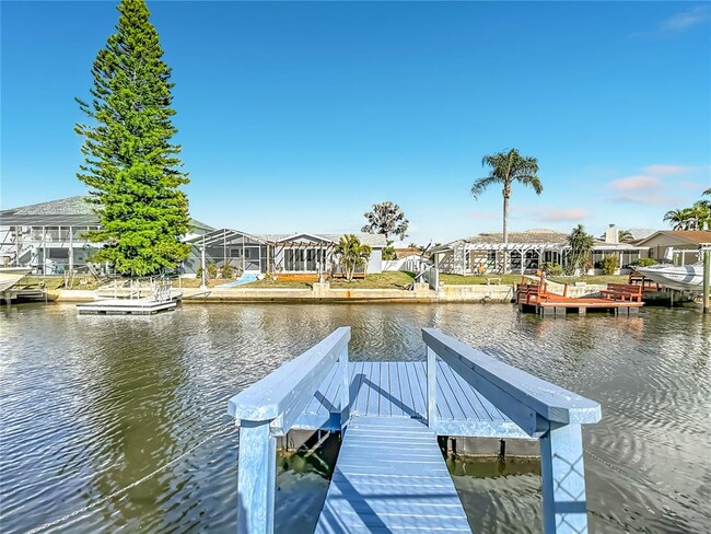 Building Photo - 9920 San Mateo Way