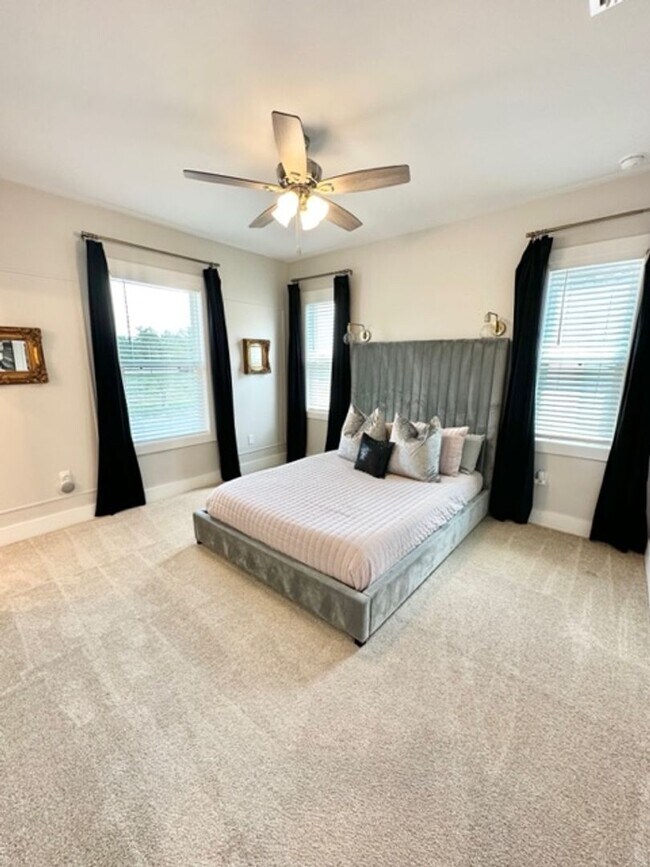 Building Photo - 433 Adams Avenue Valparaiso, FL 32580