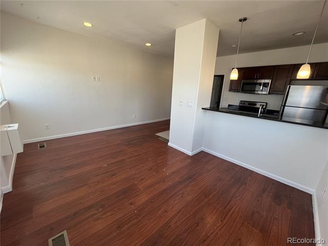 Building Photo - 679 Galapago St
