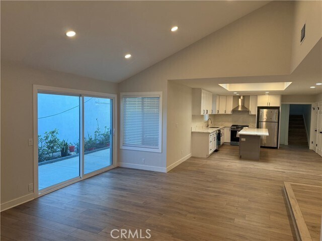 Building Photo - 3714 S Parton St