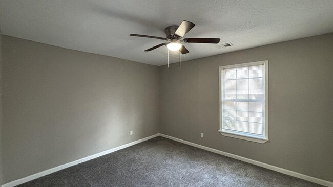 Building Photo - 1272 Semmes St