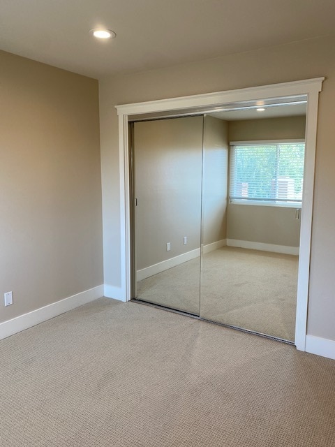 Building Photo - 3504 N Poinsettia Ave