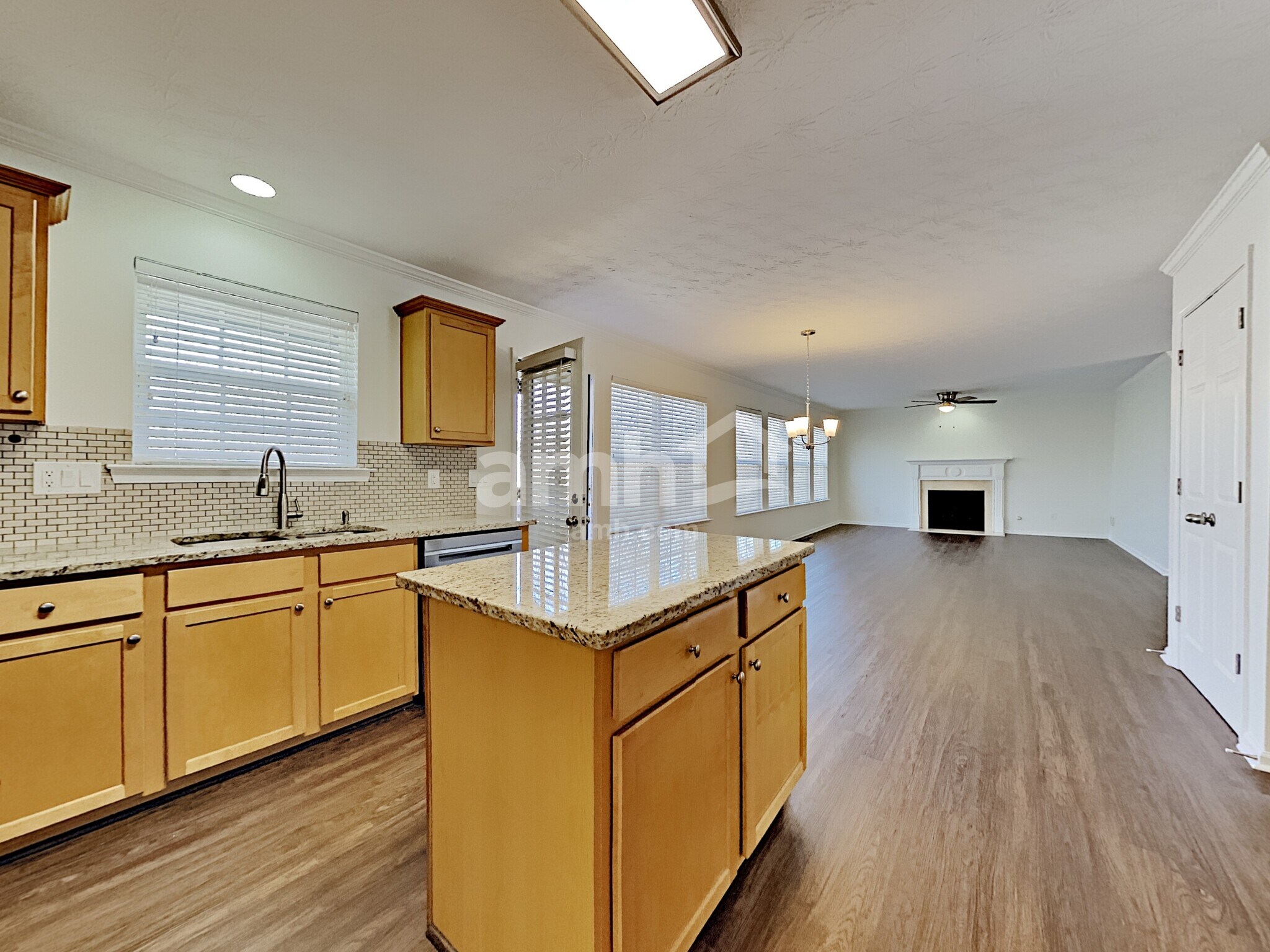 Building Photo - 872 Holly Meadow Dr