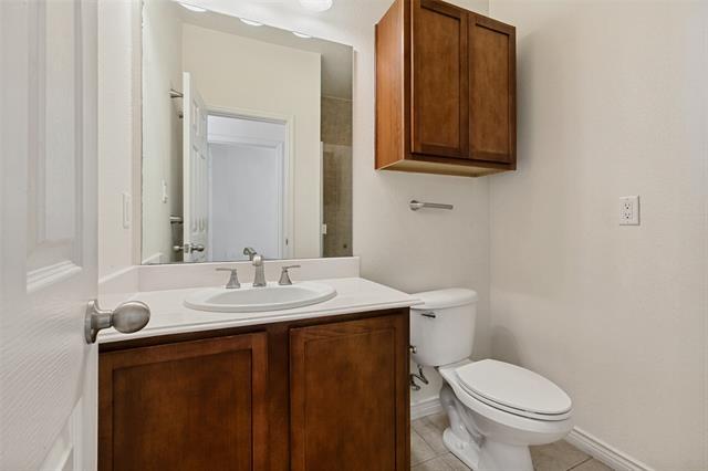 Building Photo - 2112 Grove Park Ln