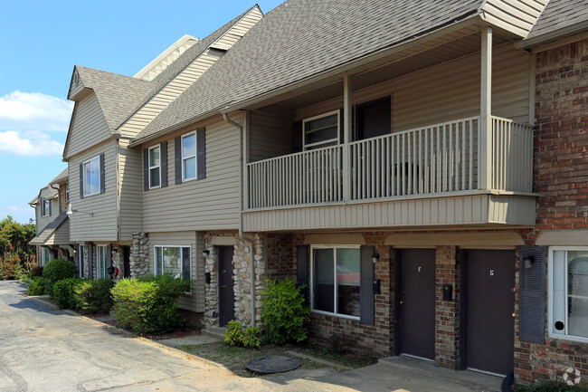 Primary Photo - Parkwood Townhomes