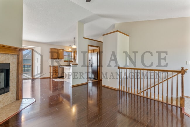 Building Photo - 1318 N Aksarben Ct