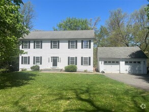 Building Photo - 137 Grandview Ave