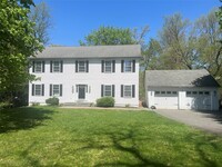 Building Photo - 137 Grandview Ave