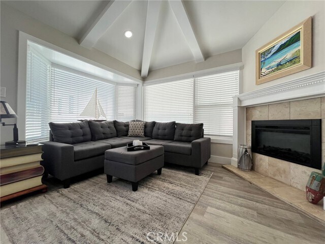 Building Photo - 602 Narcissus Ave