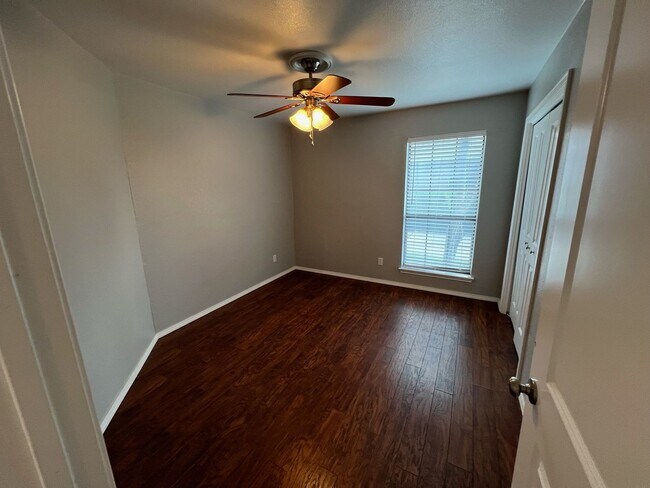 Building Photo - COMING SOON, JANUARY 10TH:  Beautifully Remodeled 3/2/2 Home, Generously updated Smart Home - For...