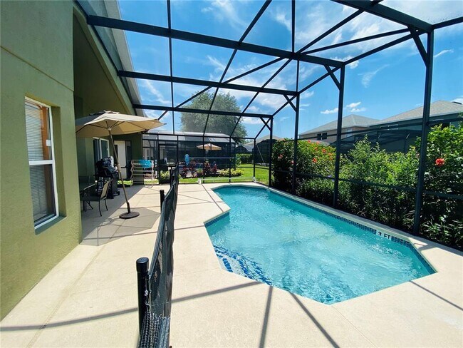 Building Photo - 8544 Sunrise Key Dr