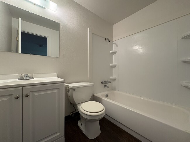 Building Photo - 7743 Pacific Ave SE