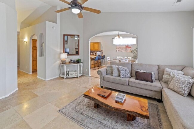 Building Photo - 603 Brookline Loop