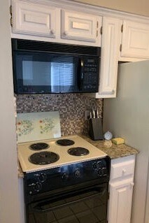 kitchen - 156 Lanai Vlg