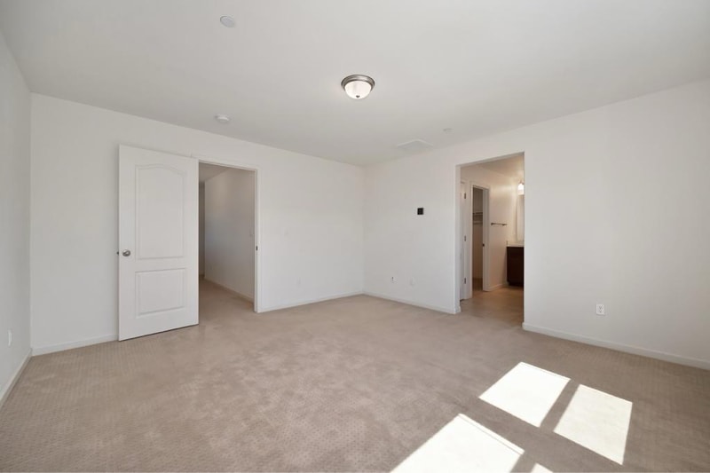 Building Photo - 4600 Ocean Ln