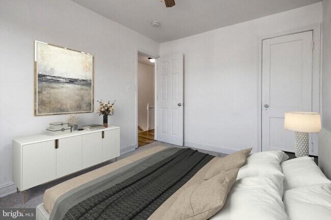 Building Photo - 2538 9th St NW