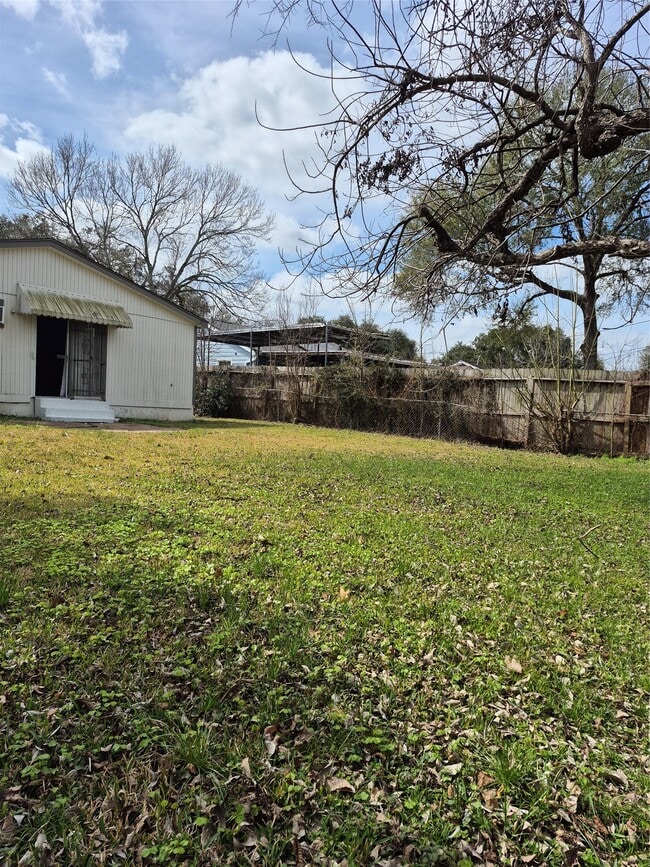 Building Photo - 3515 Ozark St