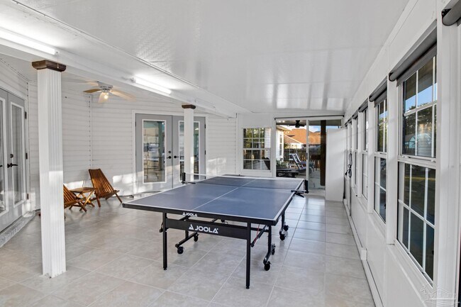 Building Photo - 1675 Winding Shore Dr