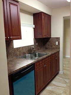 Building Photo - 5264 SW 94th Ave