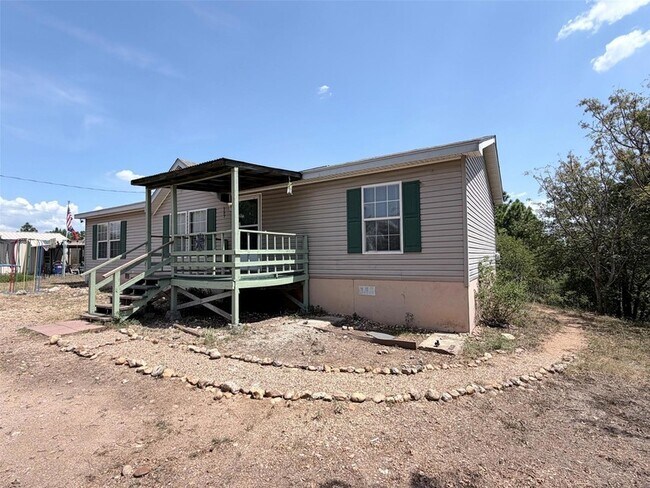 Building Photo - 157 Lakeside Dr