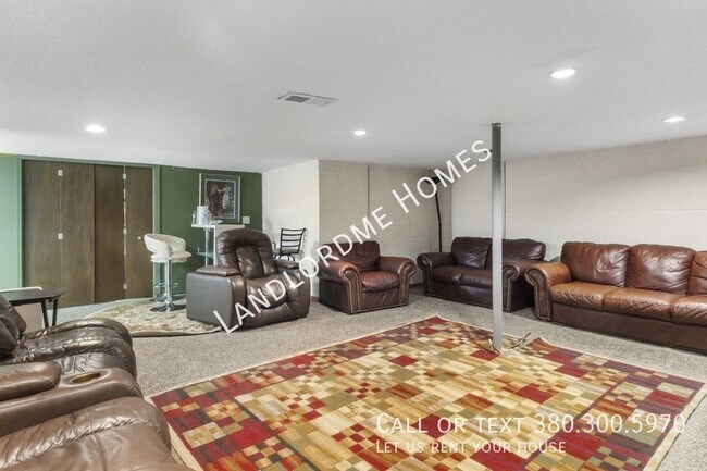 Building Photo - 3034 Wyndburgh Dr