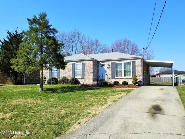 Building Photo - 9211 N Pirogue Ct