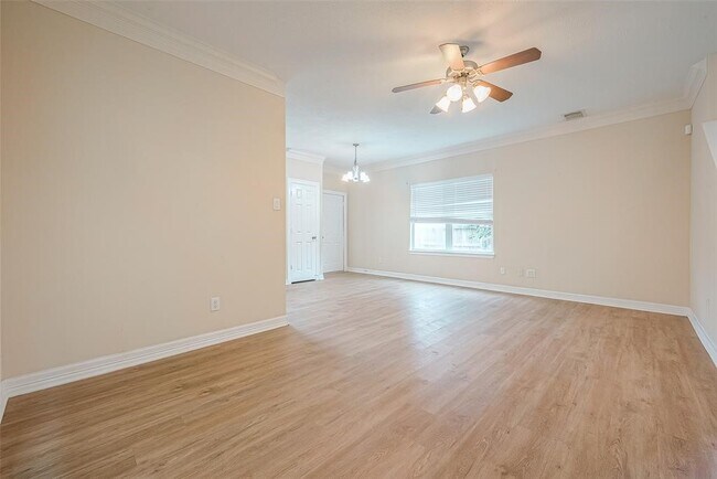 Building Photo - 10355 Panther Point Dr