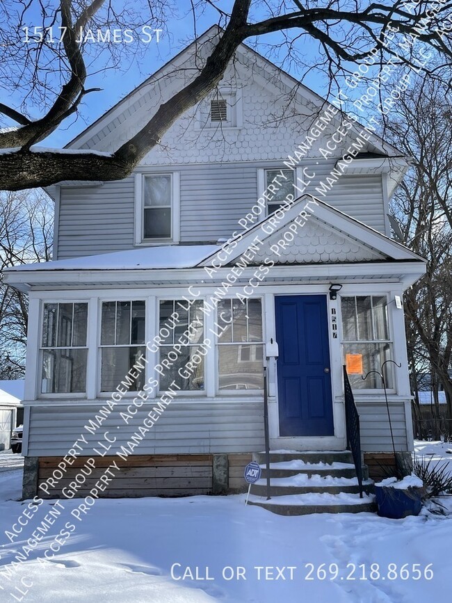 Building Photo - 1517 James St