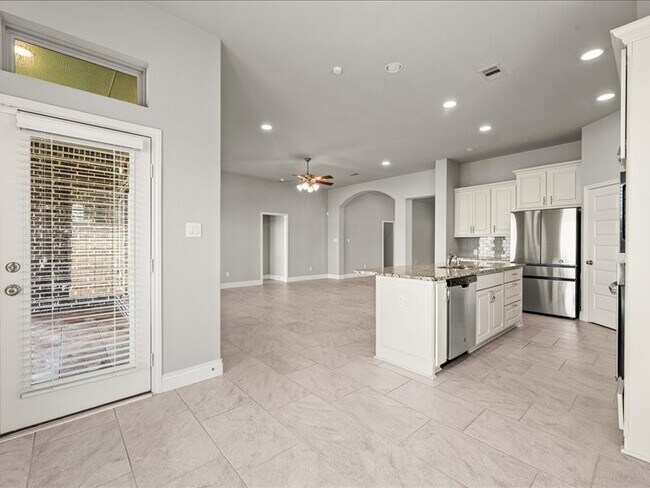 Building Photo - 2910 Angel Mist Ln