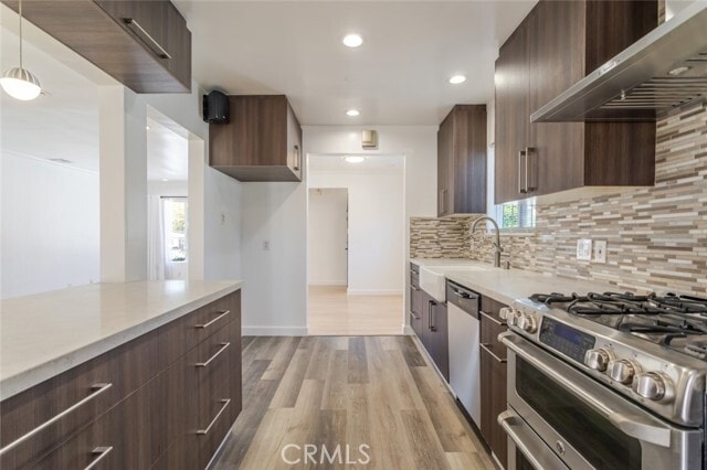 Building Photo - 3960 Mayfield Ave