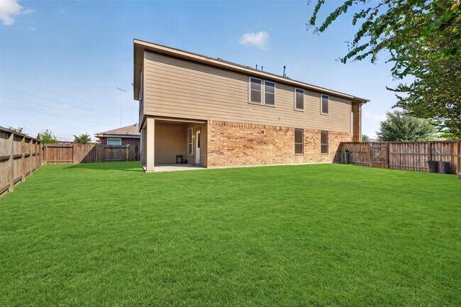 Building Photo - 2403 Summers Glen Ct