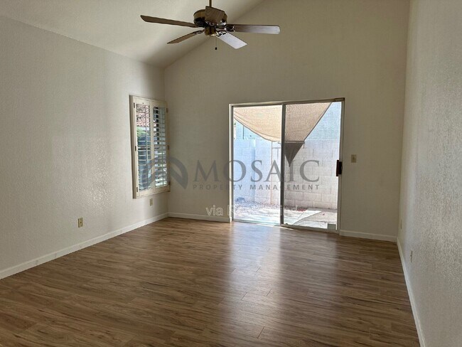 Building Photo - 3933 W Rene Dr