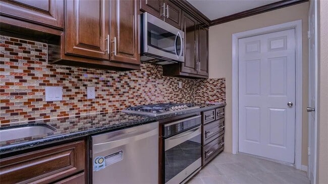 Building Photo - 3018 Wagon Trail Dr