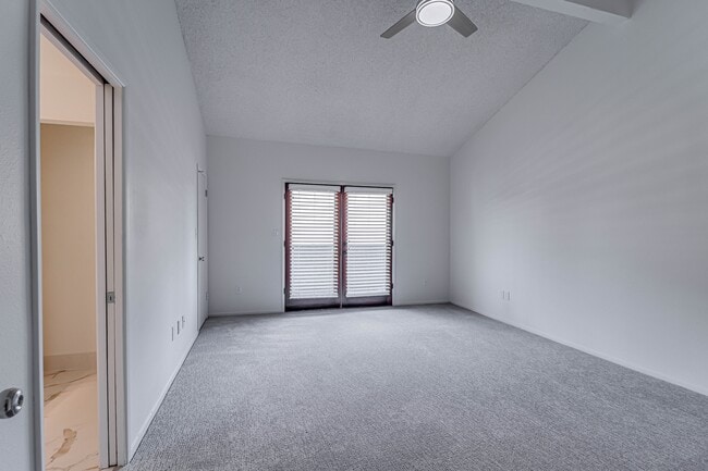 Building Photo - 7330 Stockdale Hwy